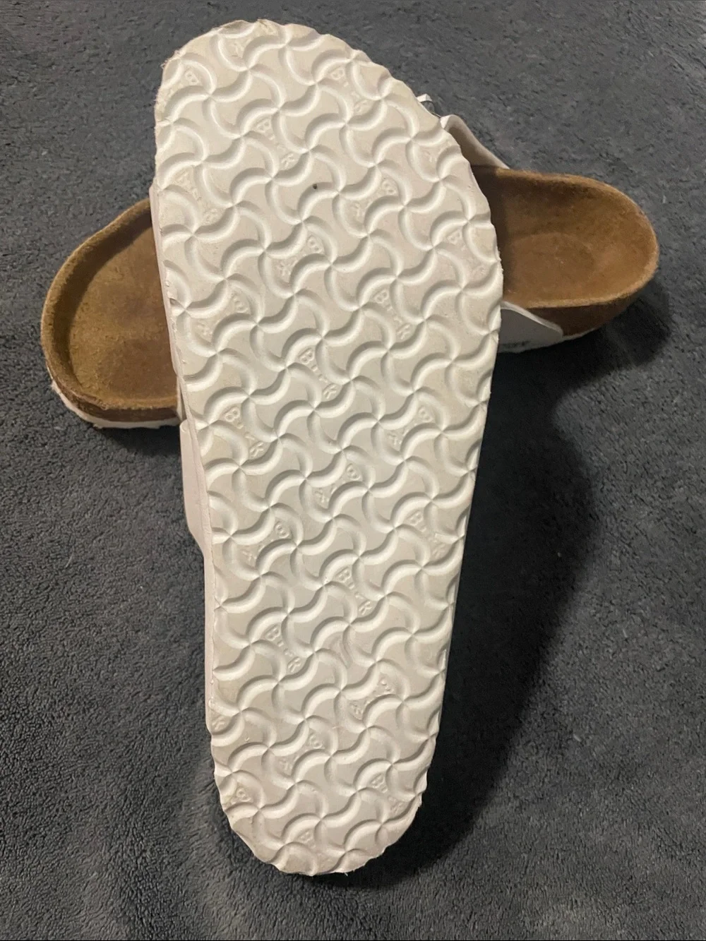 Birkenstock Arizona  White Two-Strap Women’s size 4/34 Sandals Silver Buckle